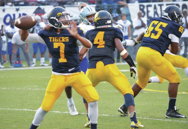 Tigers gear up for football season, Sports